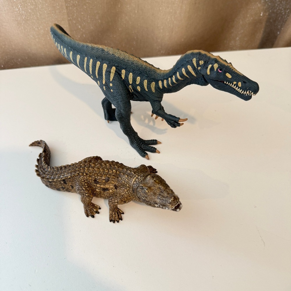 Schleich Nile Crocodile 2014 and Baryonyx Dinosaur Figurine Set 2pc
